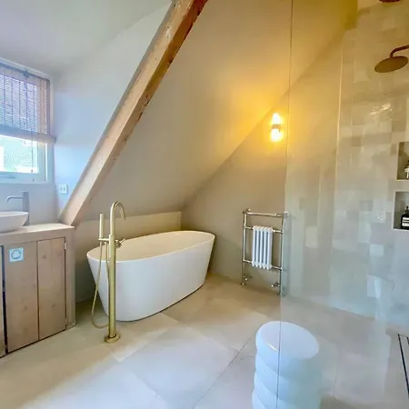 Villa 30 Steps To Sand.. Light And Spacious Family Zandvoort