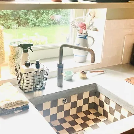 30 Steps To Sand.. Light And Spacious Family Villa *