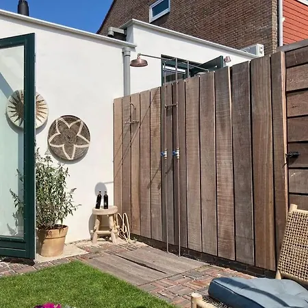 Villa 30 Steps To Sand.. Light And Spacious Family *