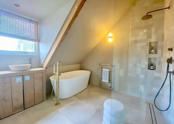 Villa 30 Steps To Sand.. Light And Spacious Family Zandvoort