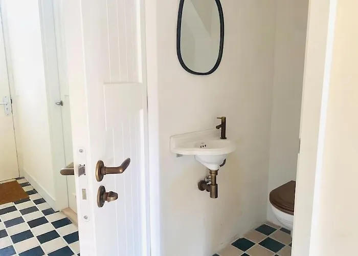 30 Steps To Sand.. Light And Spacious Family Вилла